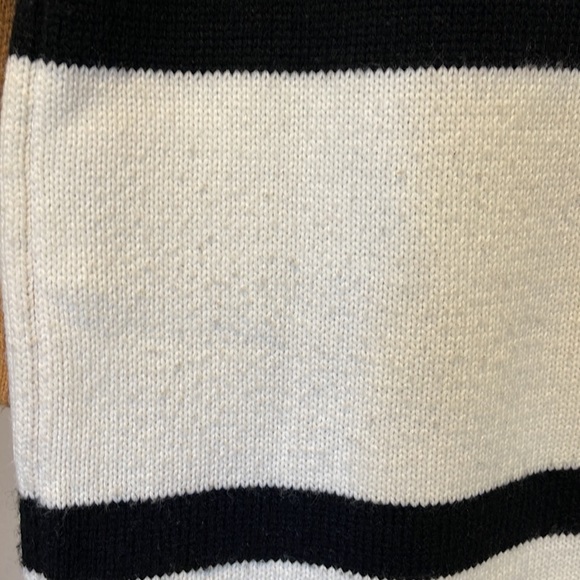 Long sweater coat - Picture 5 of 9